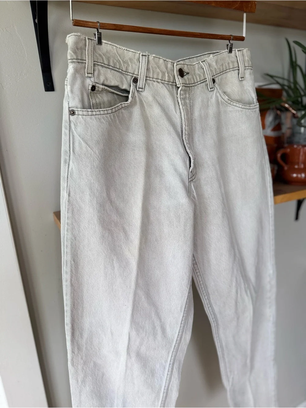 Vintage Orange Tab Levi’s 550 Relaxed Fit Tapered Gray Wash Denim Jeans 33 x 32